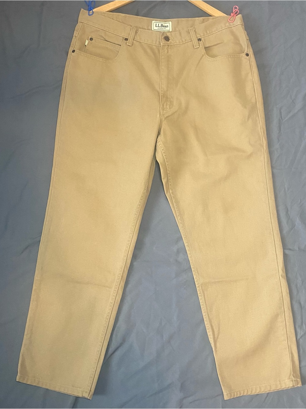 L.L. Bean Men’s Size 38x29 Khaki Chino Pants Classic Fit Cotton Beige Comfort